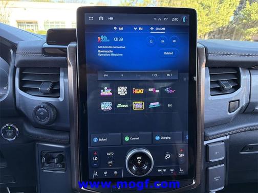 2023 Ford F-150 Lightning LARIAT