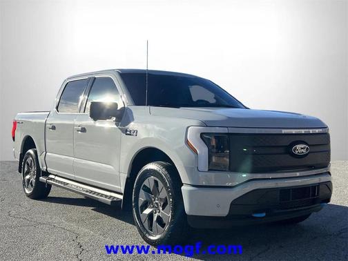 2024 Ford F-150 Lightning Flash