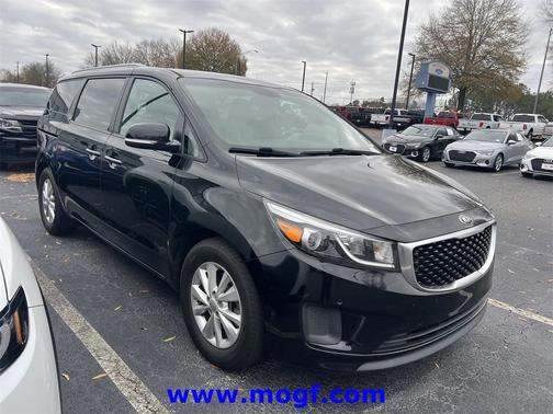 2017 Kia Sedona LX
