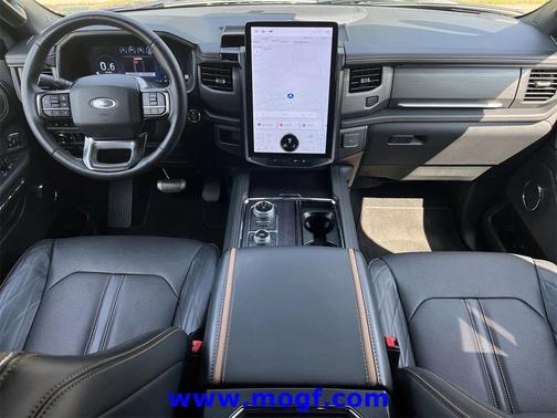 2024 Ford Expedition Max Platinum
