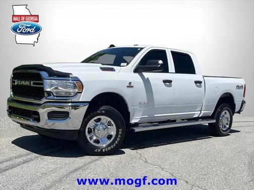 2022 RAM 2500 Tradesman Crew Cab 4x4 6'4' Box