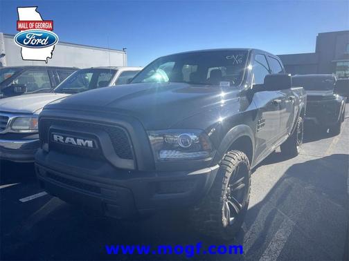 2022 RAM 1500 Classic Warlock Crew Cab 4x4 5'7' Box