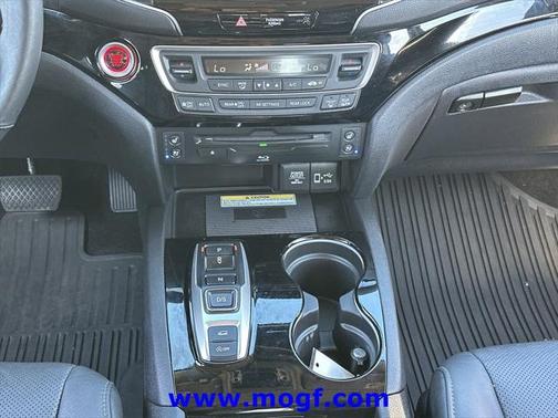2020 Honda Pilot AWD Elite