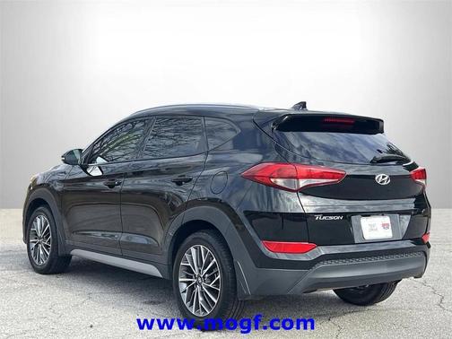 2018 Hyundai TUCSON SEL Plus