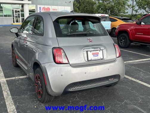 2017 FIAT 500e Battery Electric