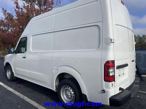 2021 Nissan NV Cargo NV2500 HD S V6