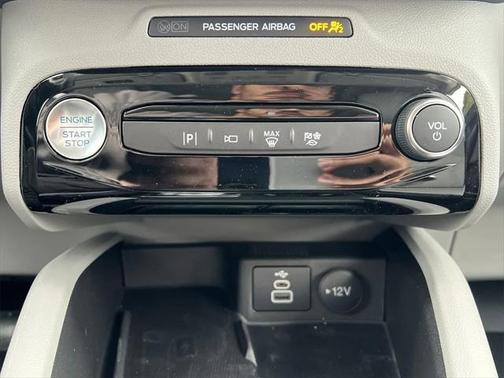 2025 Ford Escape Base