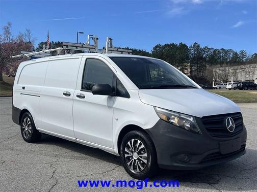 2023 Mercedes-Benz Metris Base