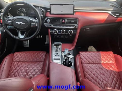 2023 Genesis G70 3.3T RWD