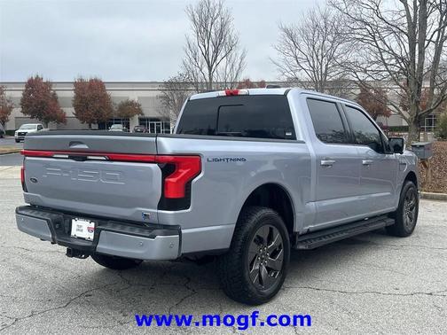 2022 Ford F-150 Lightning LARIAT