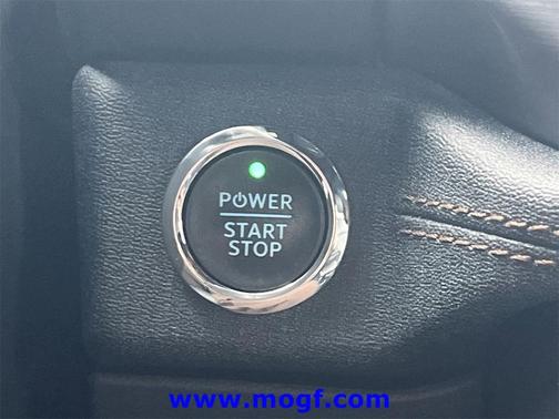 2022 Ford F-150 Lightning LARIAT