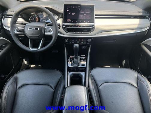 Red53k 2024 Jeep Compass Limited