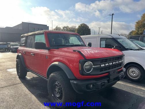 2022 Ford Bronco Black Diamond