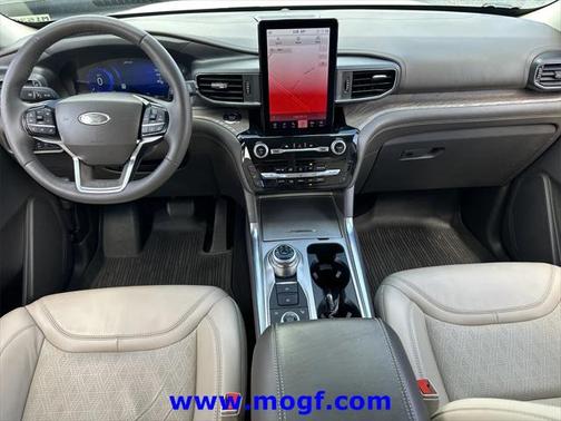 2022 Ford Explorer Platinum
