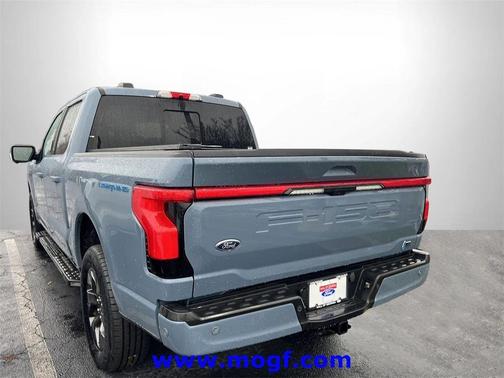 2023 Ford F-150 Lightning LARIAT