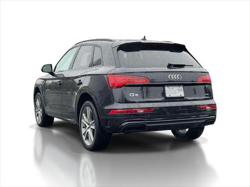 2025 Audi Q5 Premium 45 TFSI S line quattro