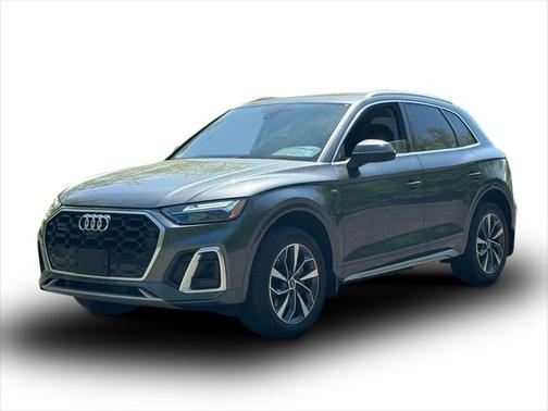 2022 Audi Q5 Premium Plus 45 TFSI S line quattro S tronic