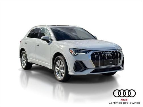 2025 Audi Q3 Premium 45 TFSI S line quattro Tiptronic