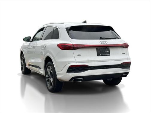 2025 Audi Q5 Premium TFSI quattro S tronic