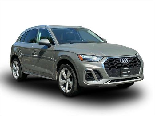 2025 Audi Q5 Premium Plus 45 TFSI S line quattro S tronic