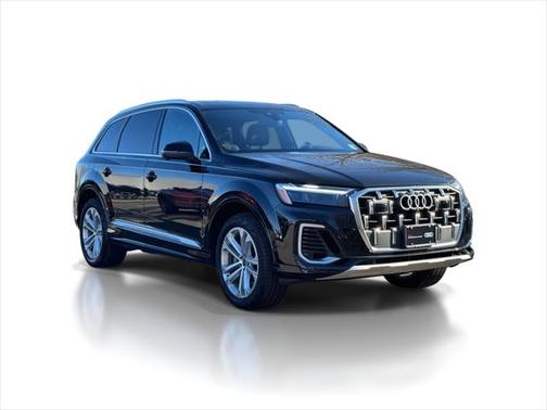 2025 Audi Q7 Premium Plus 55 TFSI quattro Tiptronic