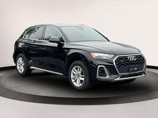 2024 Audi Q5 Premium 45 TFSI S line quattro