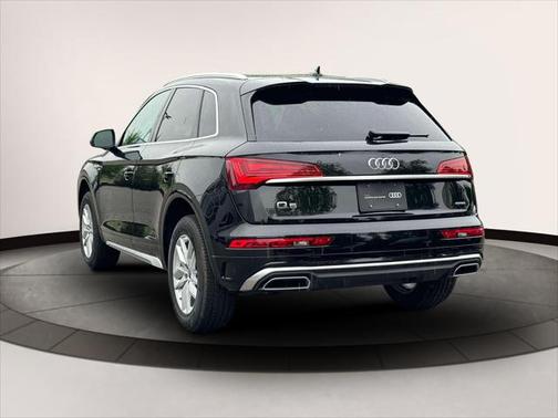 2024 Audi Q5 Premium 45 TFSI S line quattro