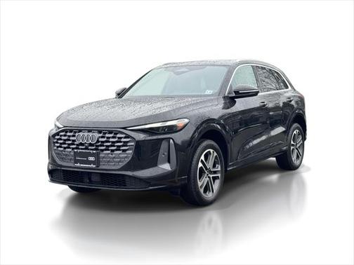 2025 Audi Q5 Premium TFSI quattro S tronic