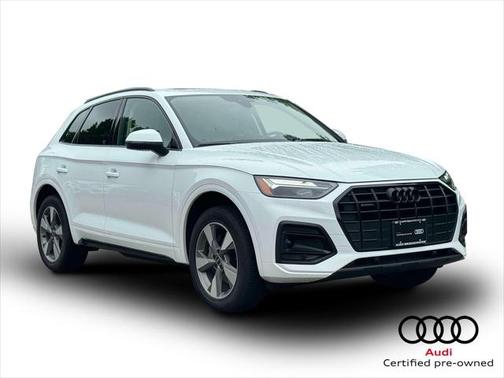 2025 Audi Q5 Premium 40 TFSI quattro S tronic