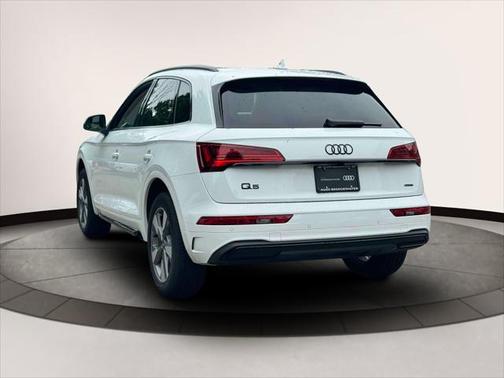 2025 Audi Q5 Premium 40 TFSI quattro S tronic