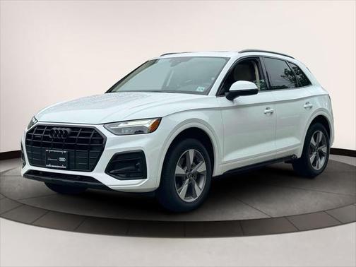2025 Audi Q5 Premium 40 TFSI quattro S tronic