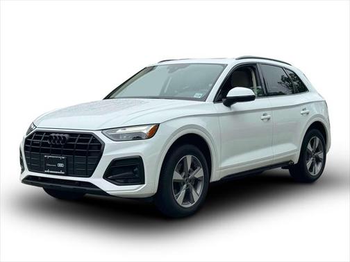 2025 Audi Q5 Premium 40 TFSI quattro S tronic
