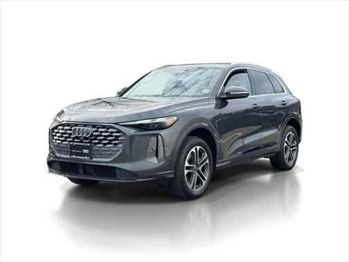 2025 Audi Q5 Premium TFSI quattro S tronic