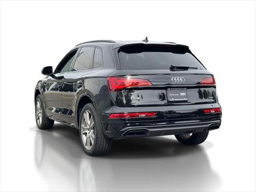 2025 Audi Q5 Premium 45 TFSI S line quattro