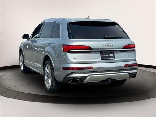 2025 Audi Q7 Premium Plus 45 TFSI quattro Tiptronic