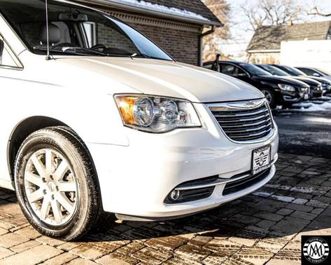 2015 Chrysler Town & Country Touring