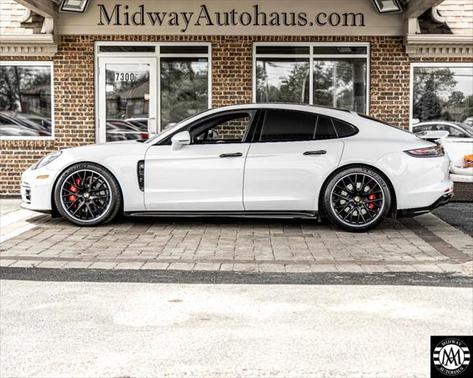 2021 Porsche Panamera GTS