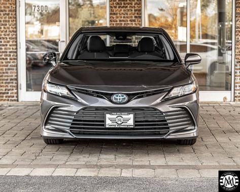 2023 Toyota Camry Hybrid LE