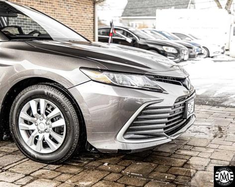 2023 Toyota Camry Hybrid LE