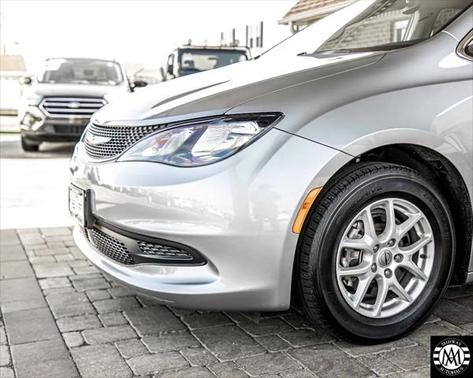 2021 Chrysler Voyager LXI