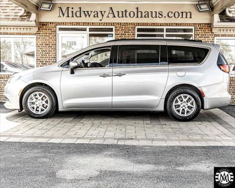 2021 Chrysler Voyager LXI