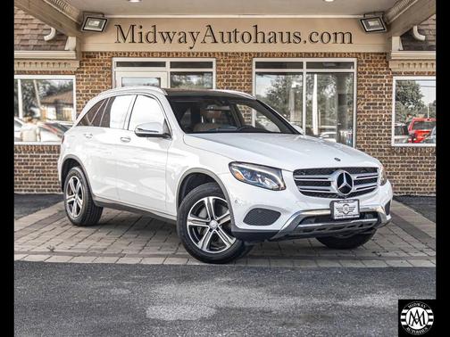 WHITE 2017 Mercedes-Benz GLC 300 4MATIC