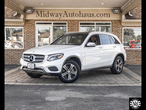 WHITE 2017 Mercedes-Benz GLC 300 4MATIC