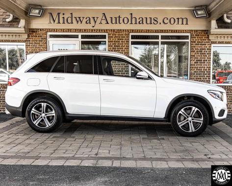 WHITE 2017 Mercedes-Benz GLC 300 4MATIC