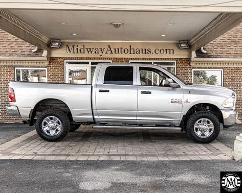 White 2022 RAM ProMaster City Tradesman