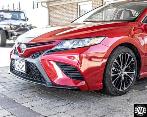 2020 Toyota Camry SE