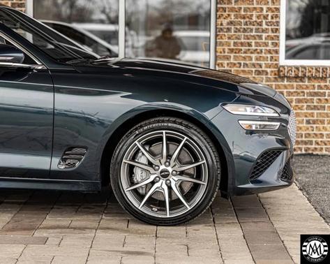 2025 Genesis G70 BASE