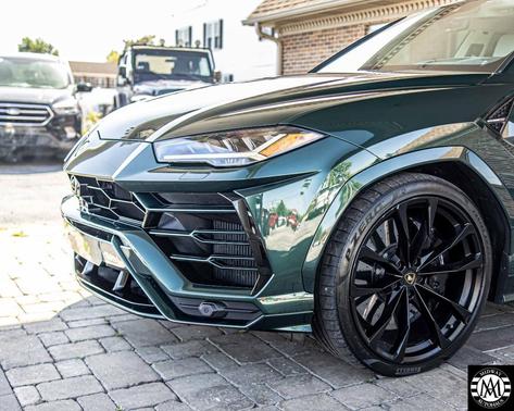 2022 Lamborghini Urus Base