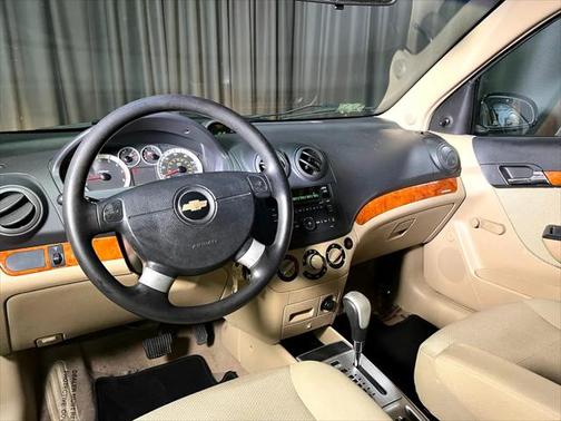 2011 Chevrolet Aveo 5 LT