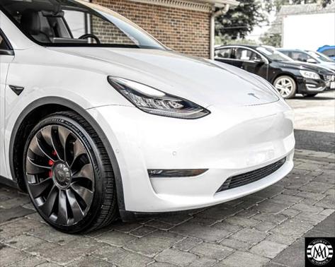 2020 Tesla Model Y PERFORMANCE